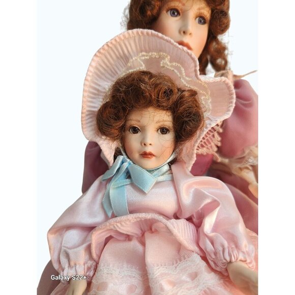 Paradise Galleries Timeless Love Tender Moments Set Porcelain Sitting Doll 1999 - Picture 10 of 13